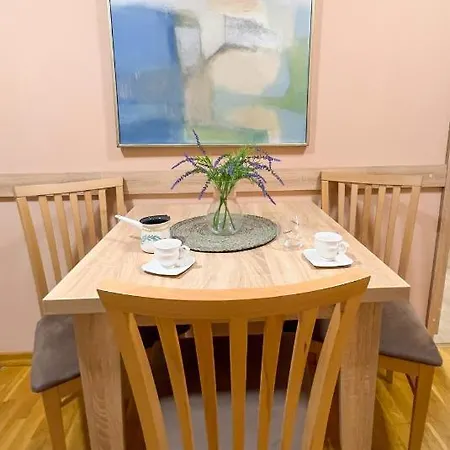 Paspalj Apartament *