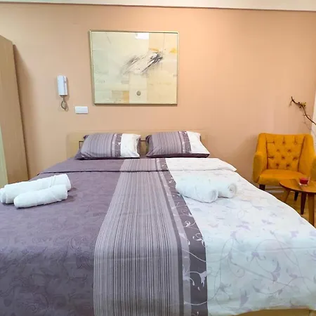 Paspalj Apartament *